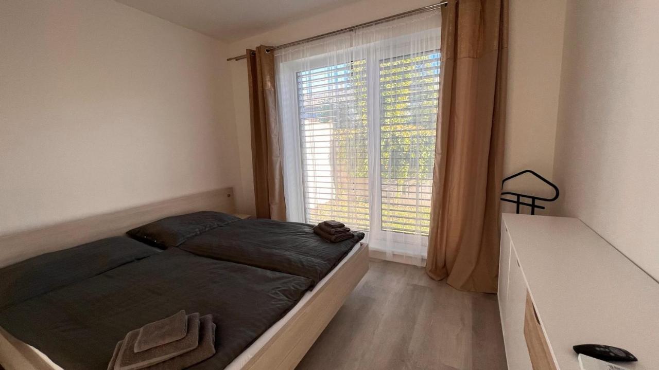 Klimatizovany Apartmanovy Dom S Virivkou, 9B Villa Janosikova Eksteriør bilde